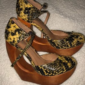 One of a kind🔥Jeffrey Campbell🔥 heels